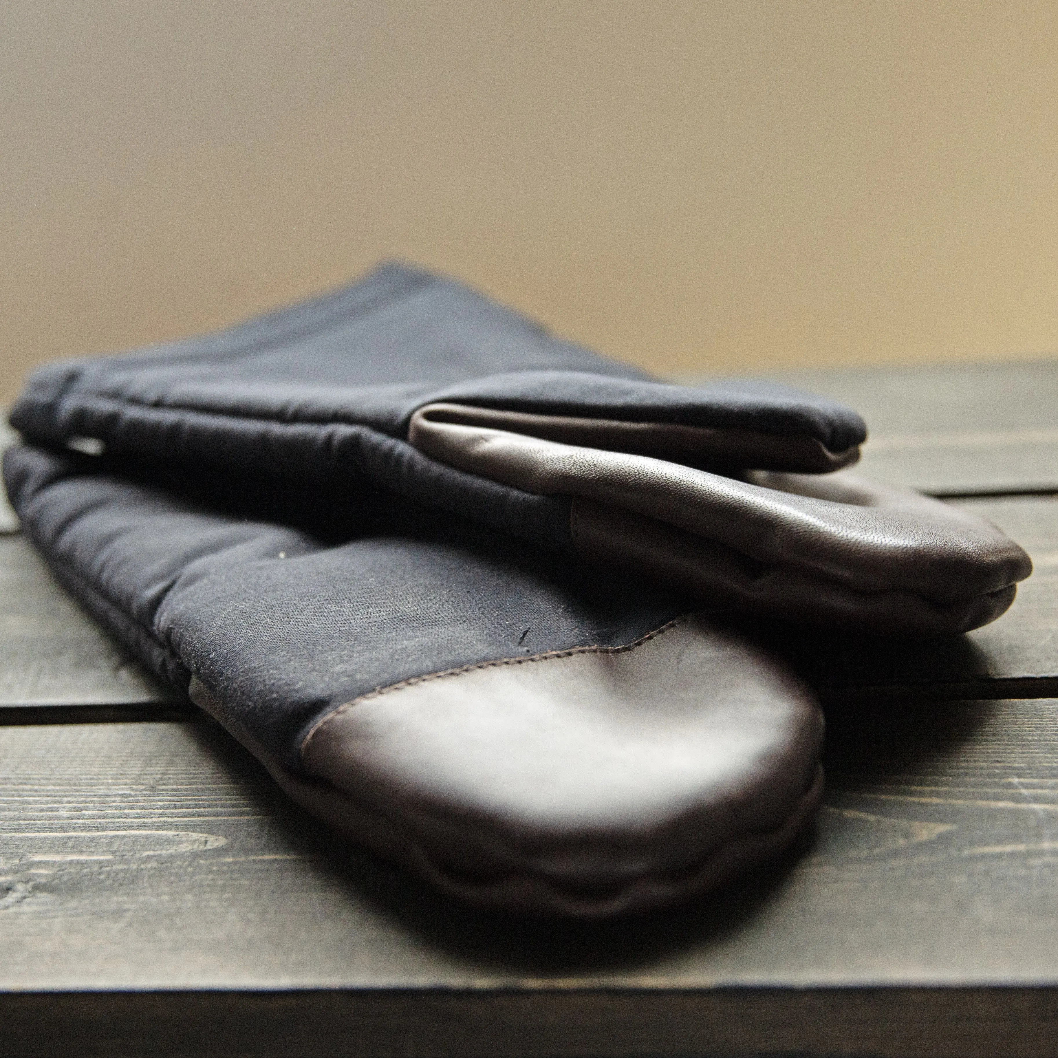 Жаростойкая рукавица 2 шт. заказать и купить по цене  ниже рынка от производителя с доставкой.