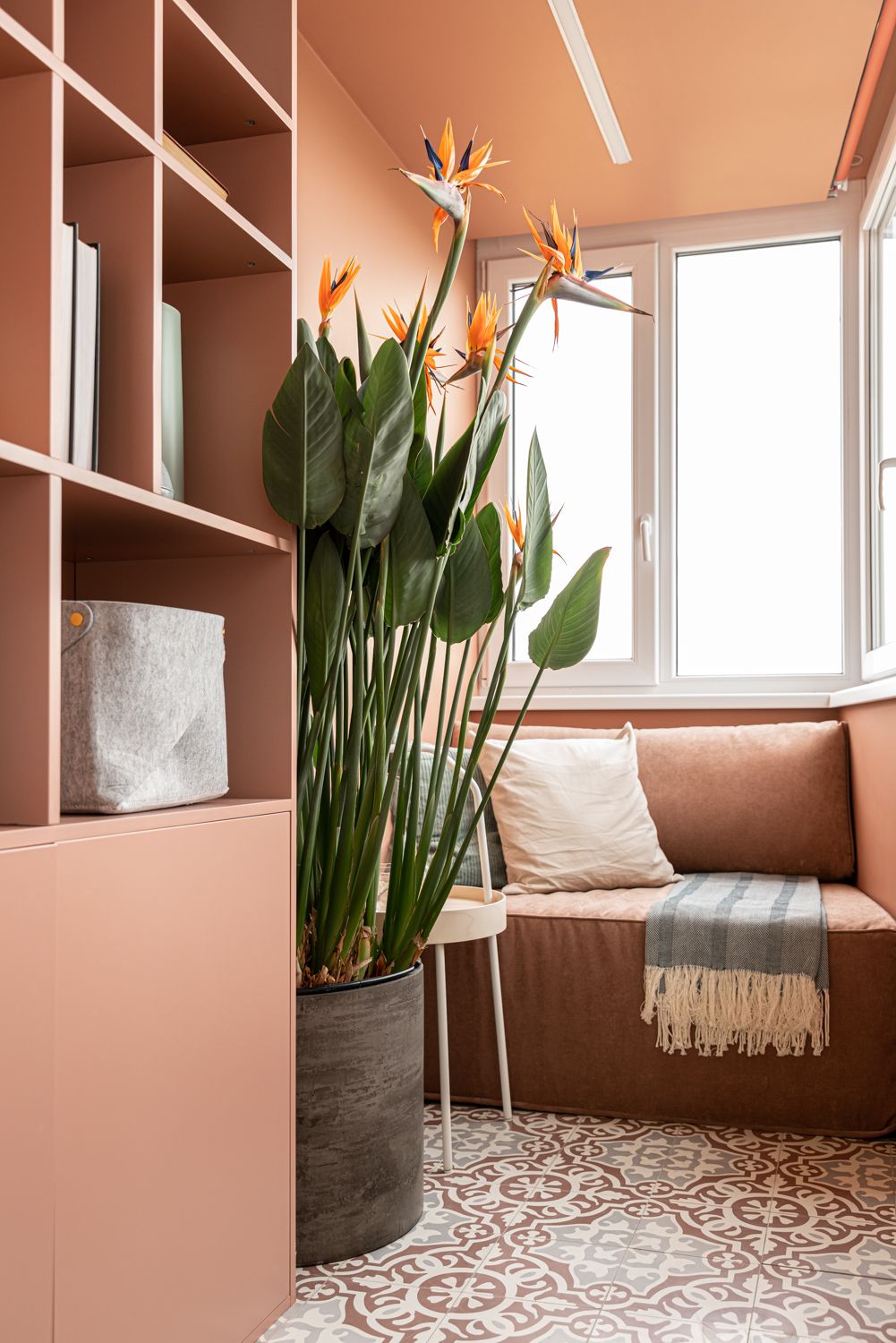 cylinder 40x40 concrete dark grey 2021